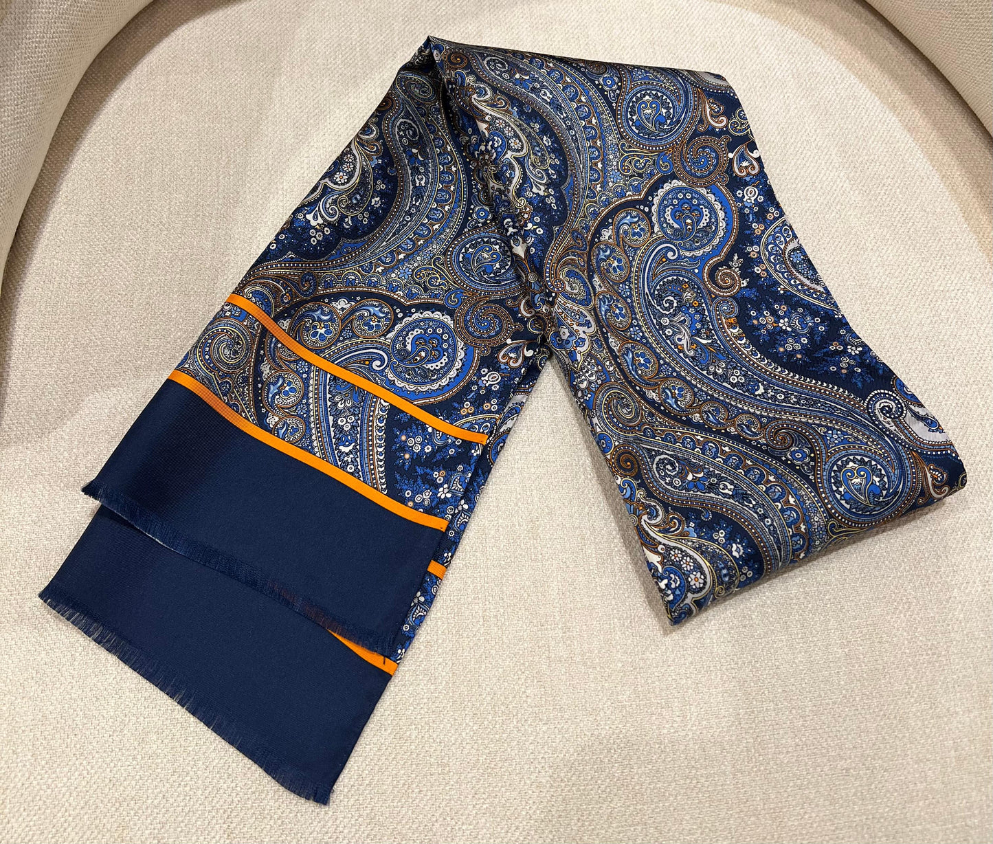 Seidenschal Paisley Marineblau-Orange