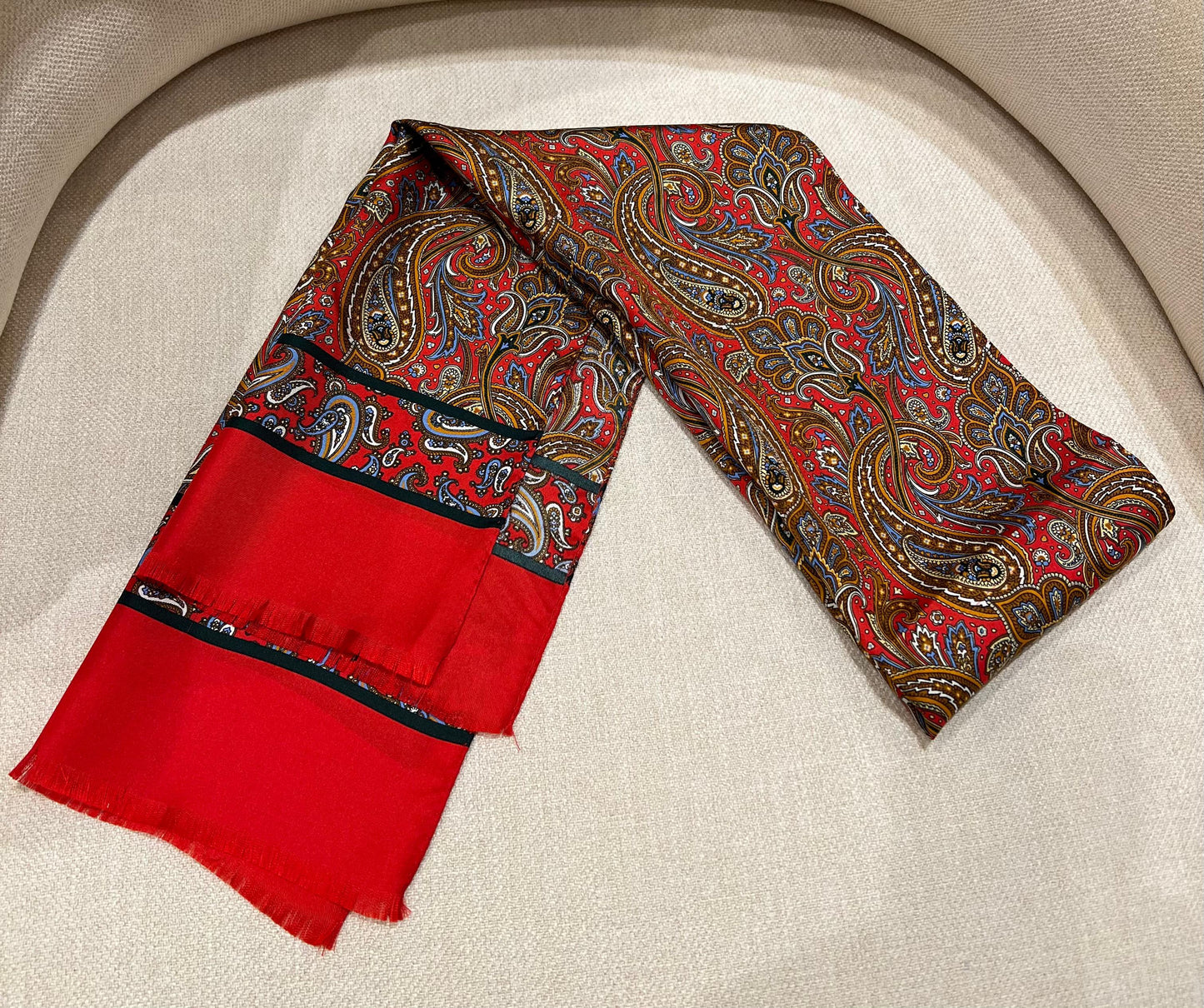 Seidenschal Paisley Rot-Ocker