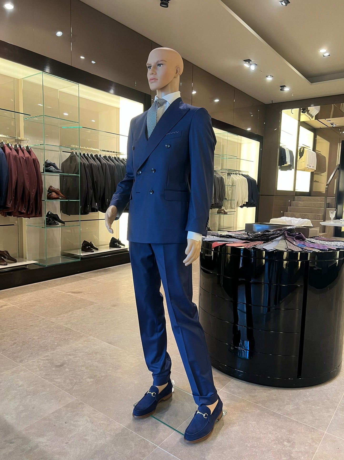Doppelreiher-Anzug Royalblau
