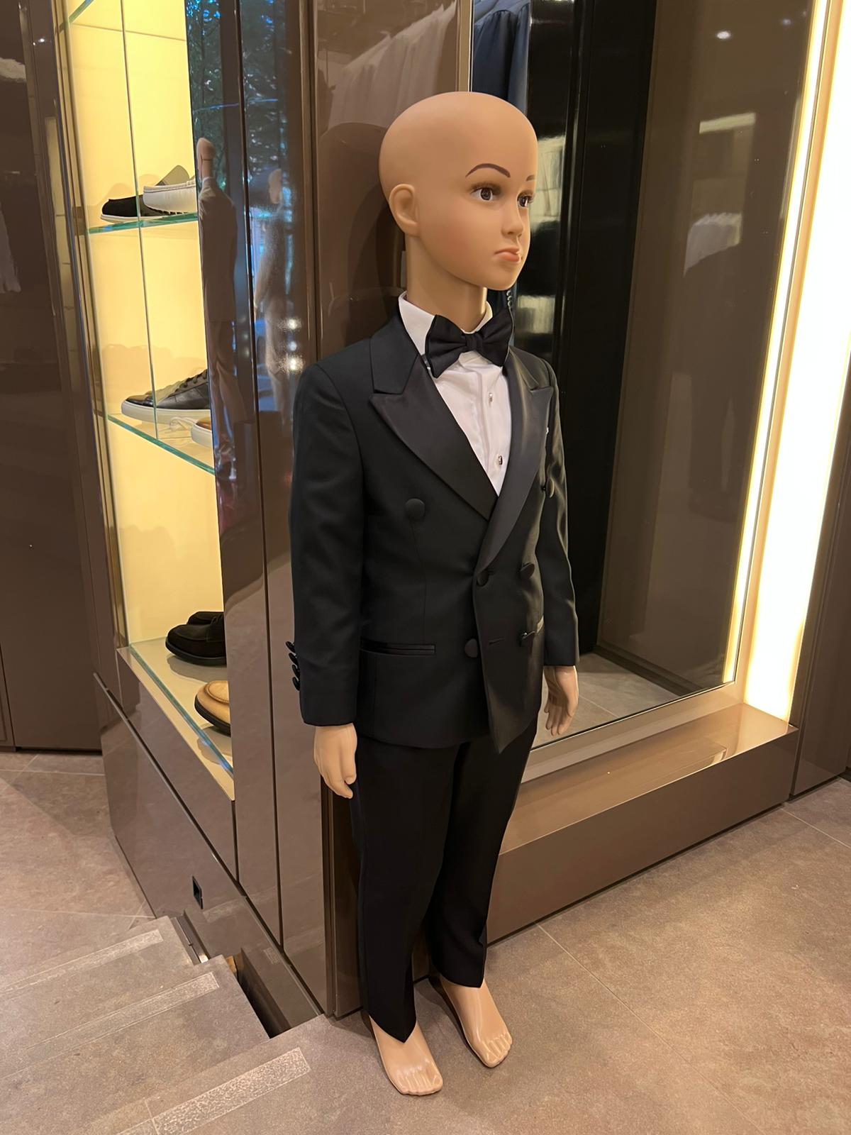 Kinder-Smoking Schwarz Spitzrevers