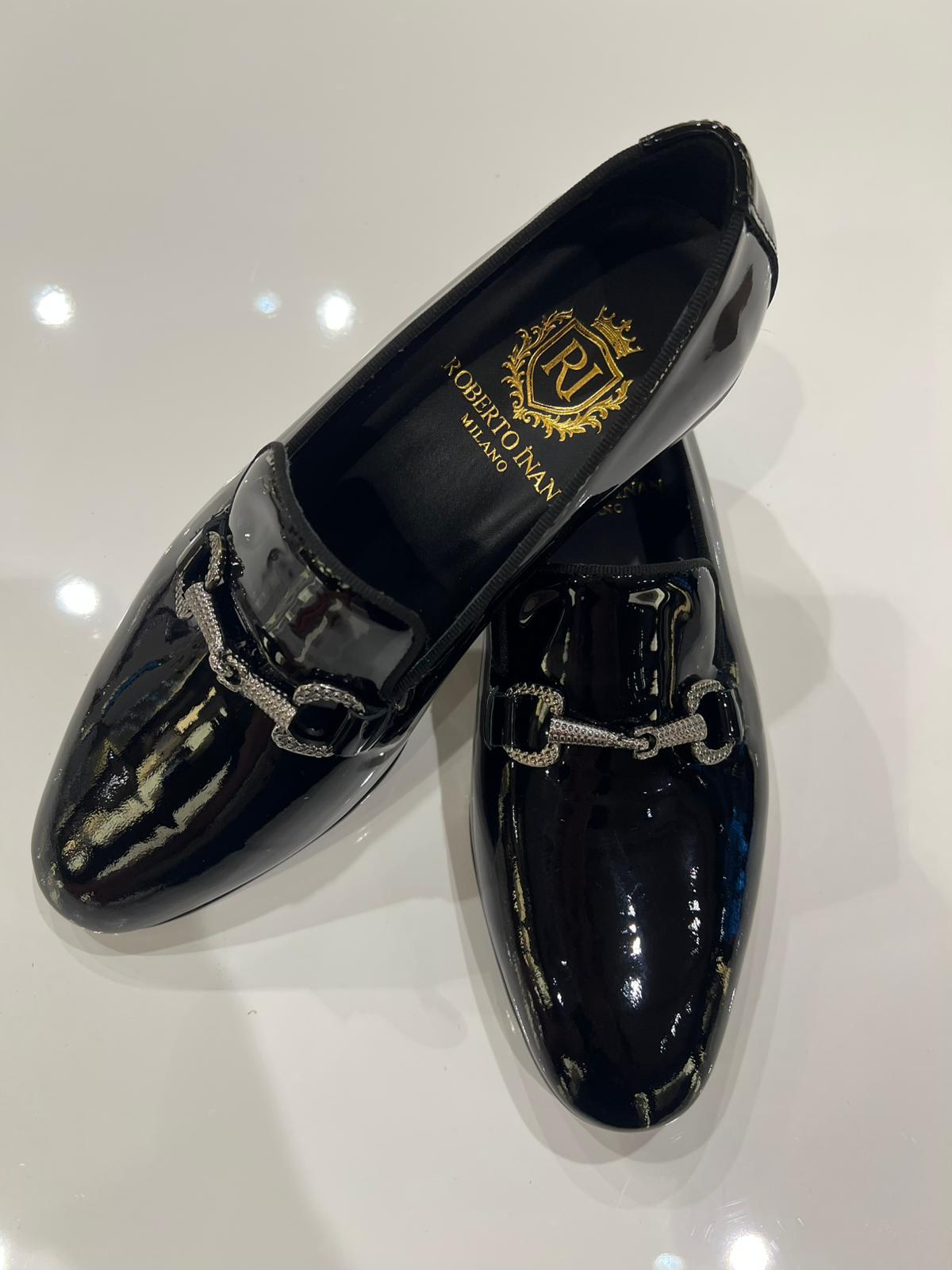 Smoking-Loafer Lack Schwarz mit Kristall-Trense